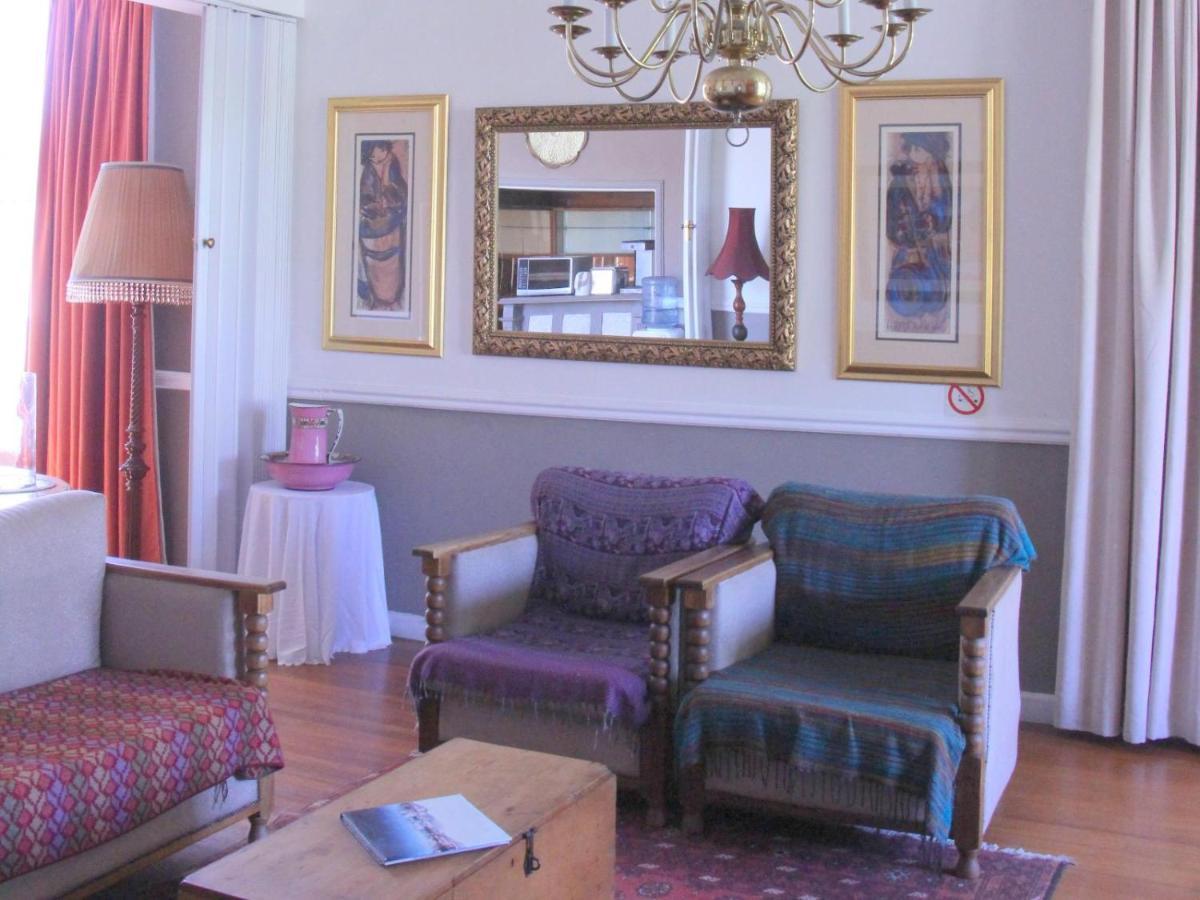 The Boston Guest House Bellville Εξωτερικό φωτογραφία